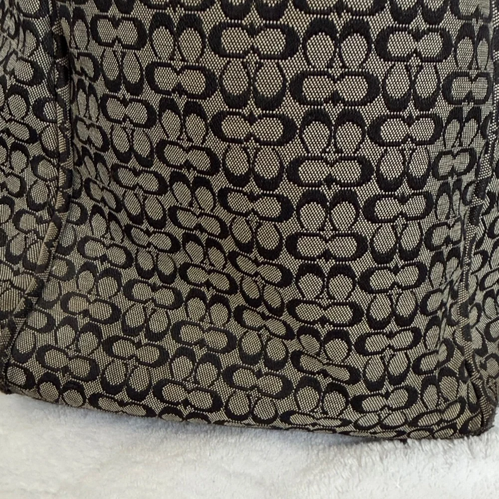 Coach Vintage Signature C Tote Bag | Black & Grey | Heavy Wear | As Is